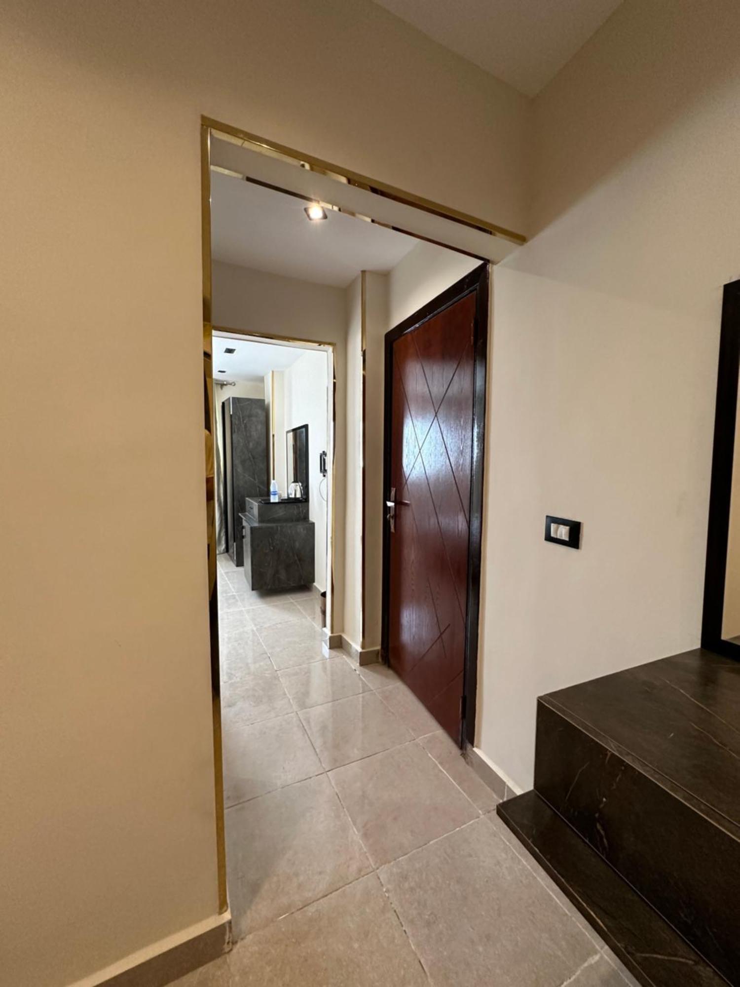 Taj Pyramids View Inn Kafret el-Gabal エクステリア 写真