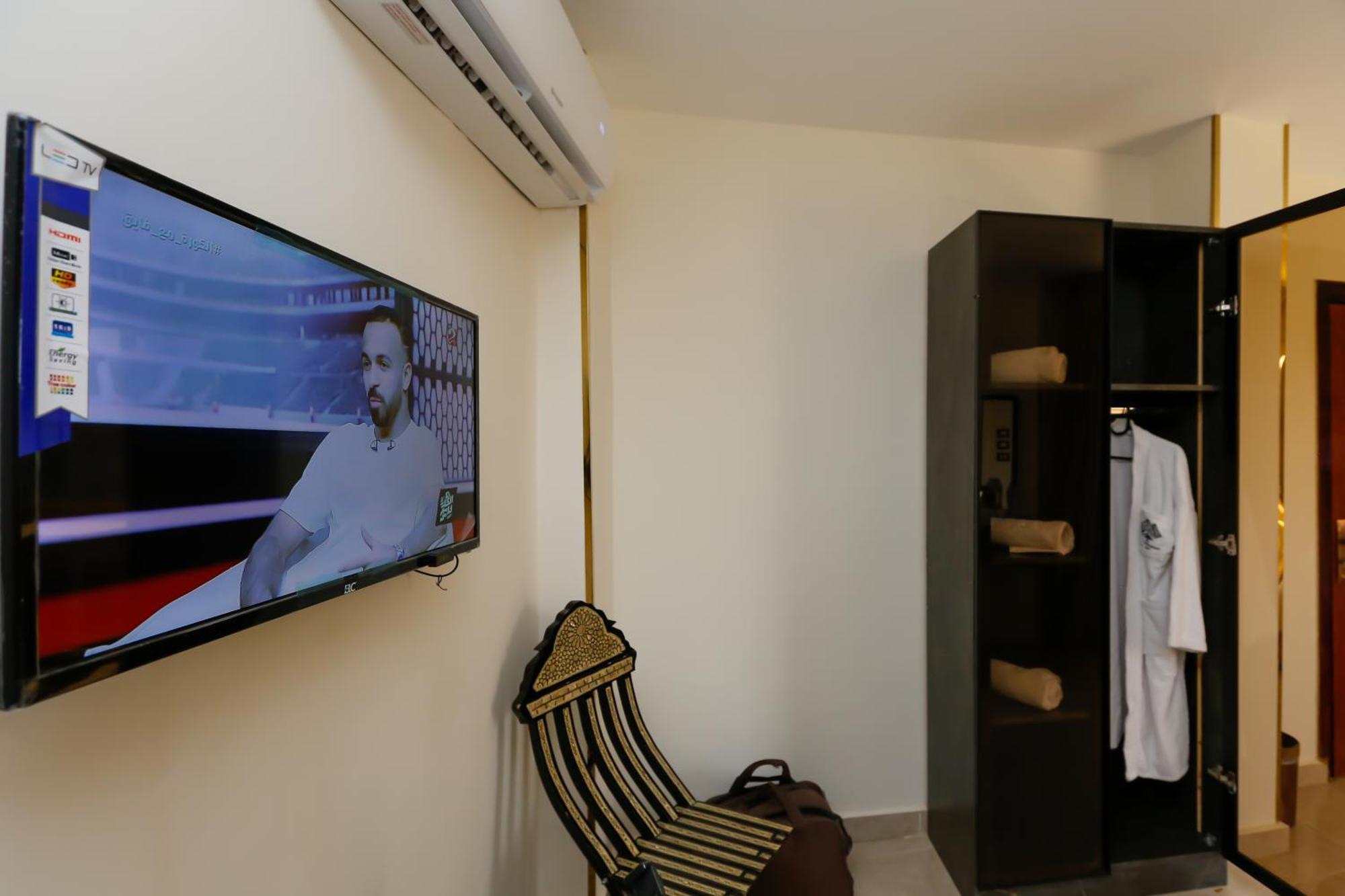 Taj Pyramids View Inn Kafret el-Gabal エクステリア 写真