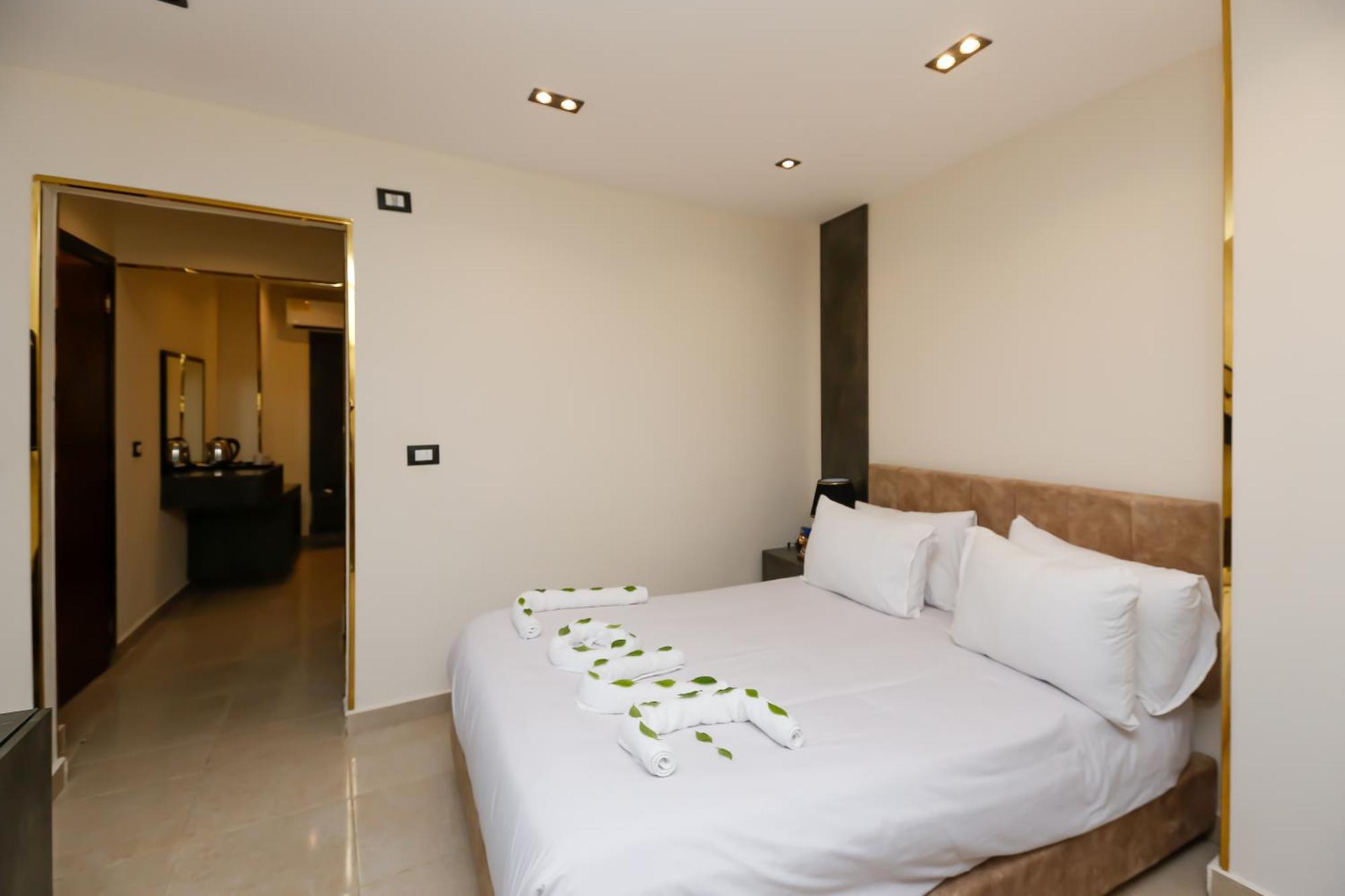 Taj Pyramids View Inn Kafret el-Gabal エクステリア 写真