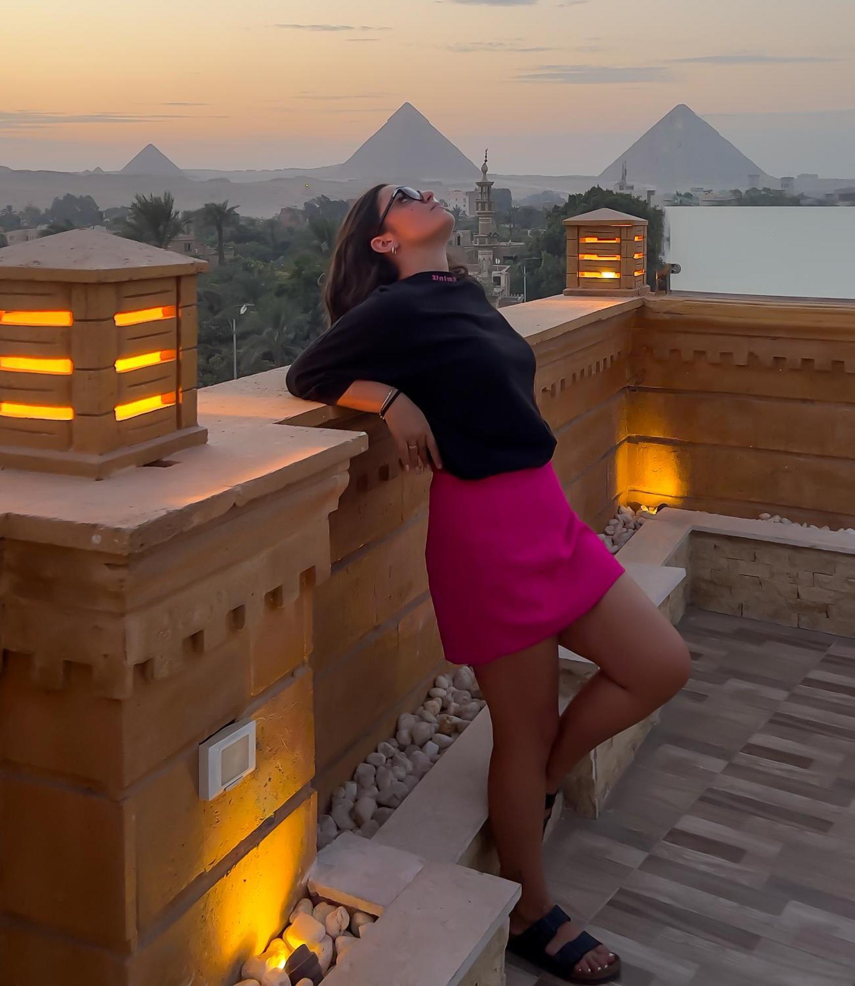 Taj Pyramids View Inn Kafret el-Gabal エクステリア 写真