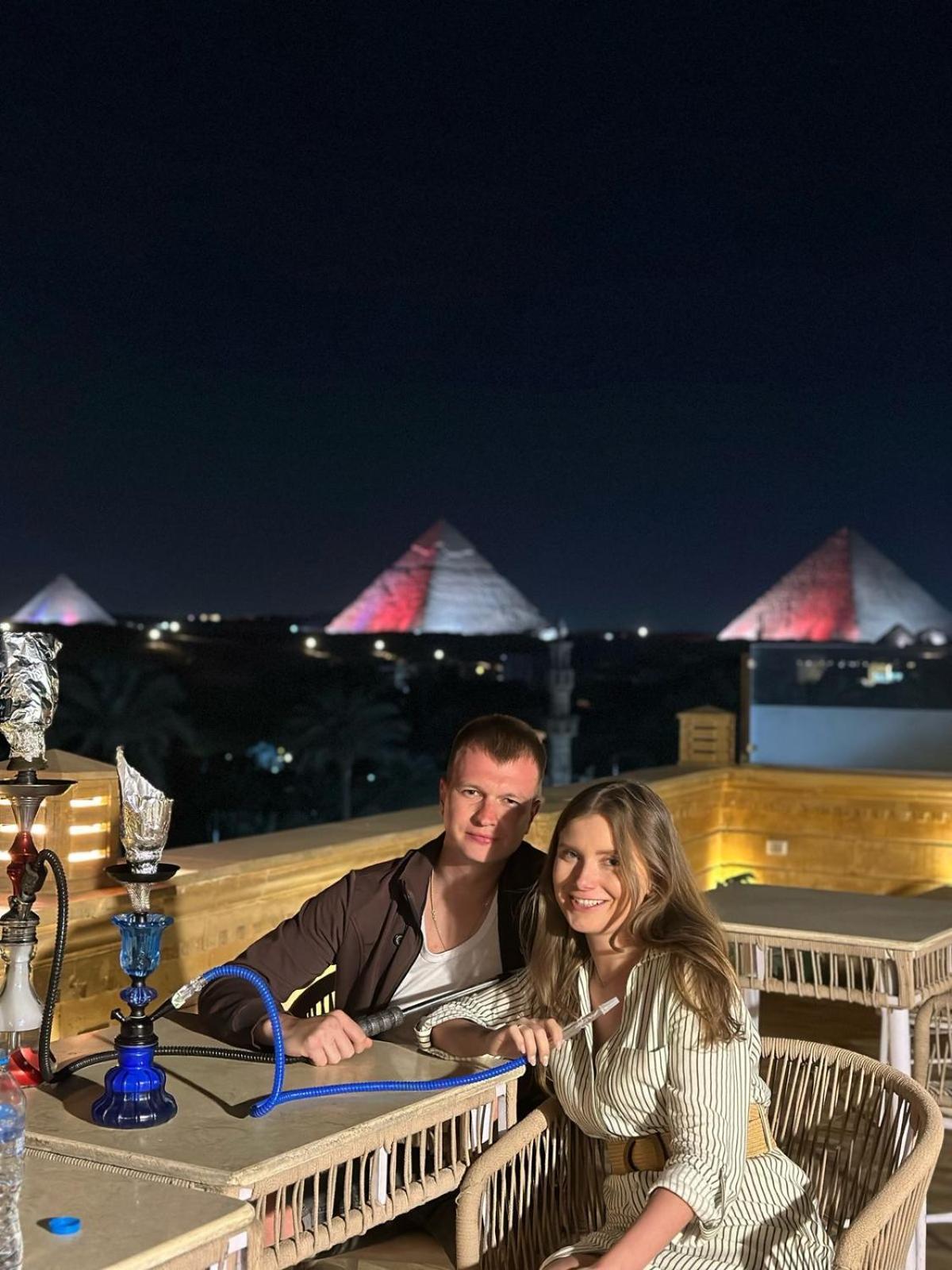 Taj Pyramids View Inn Kafret el-Gabal エクステリア 写真
